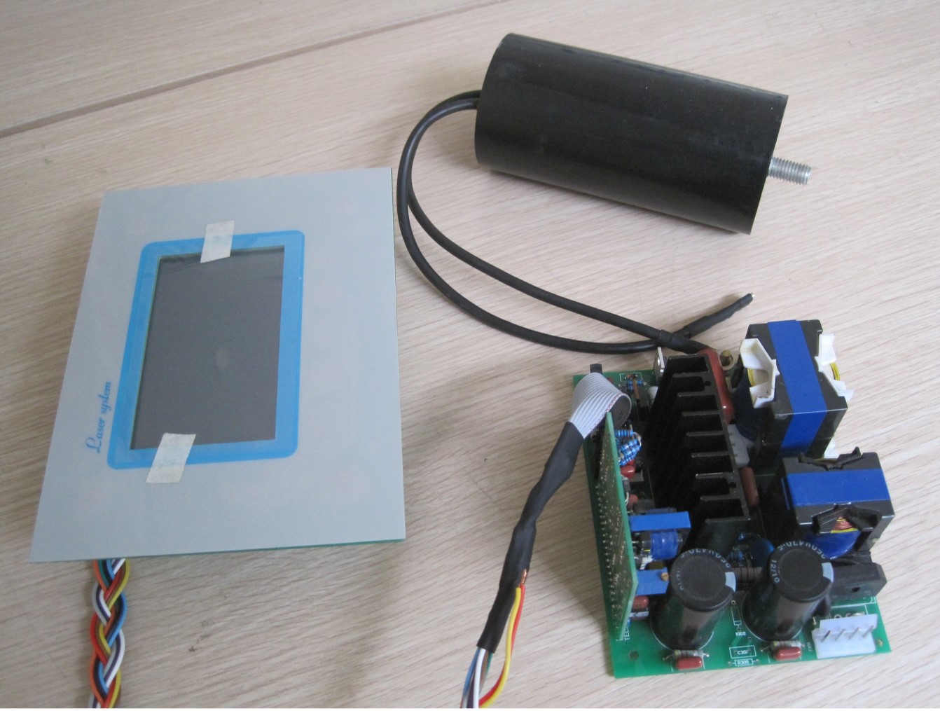 150w-3 灯泵激光器电源